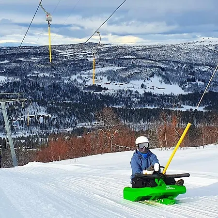 Active Adventure Base - & Lavvo, Fjellpark *