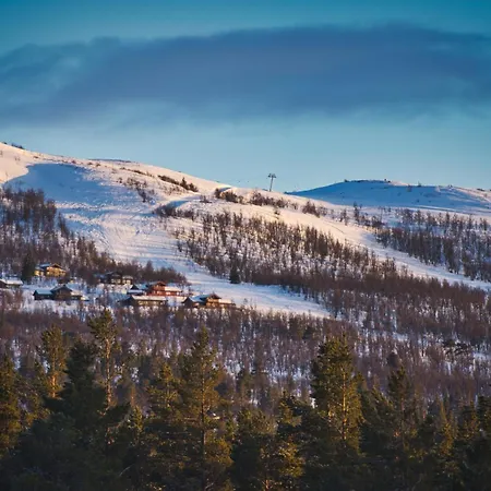 Active Adventure Base - & Lavvo, Fjellpark