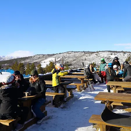 Active Adventure Base - & Lavvo, Fjellpark Lägenhet Dagali