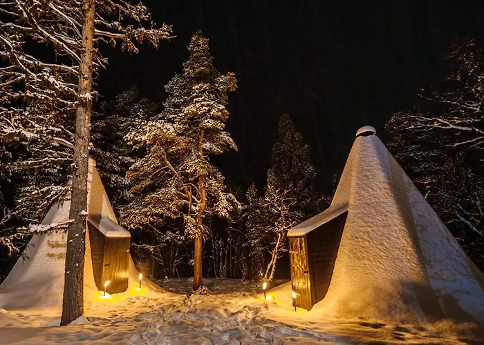 Active Adventure Base - & Lavvo, Fjellpark