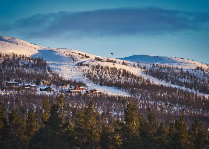 Active Adventure Base - & Lavvo, Fjellpark
