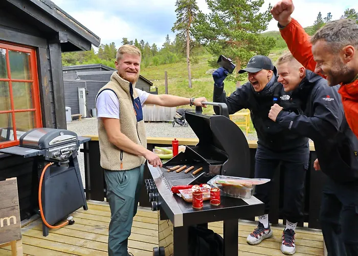 Active Adventure Base - & Lavvo, Fjellpark 公寓