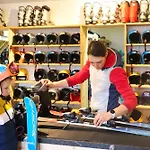 Active Adventure Base - & Lavvo, Fjellpark 公寓 *